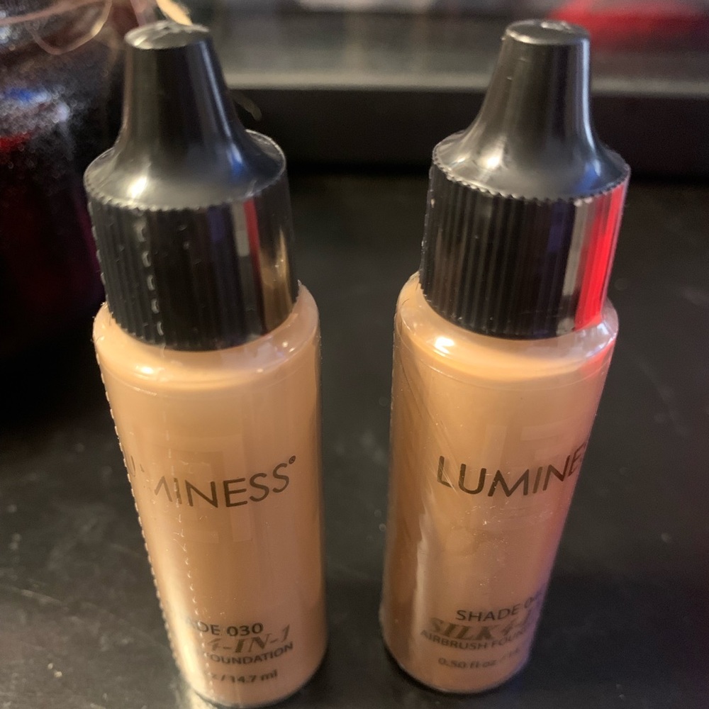 Luminess Airbrush foundation make up